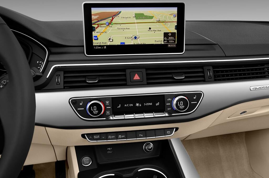 Audi A5 (Baujahr 2018) Design 2 Türen Temperatur und Klimaanlage