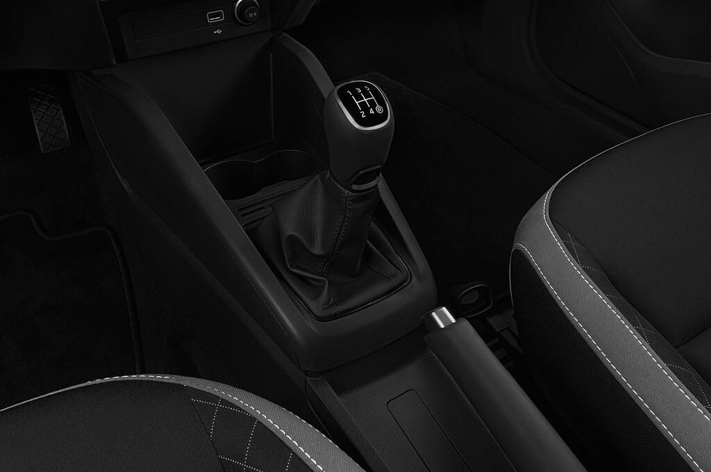 Skoda Fabia (Baujahr 2018) Ambition 5 Türen Schalthebel
