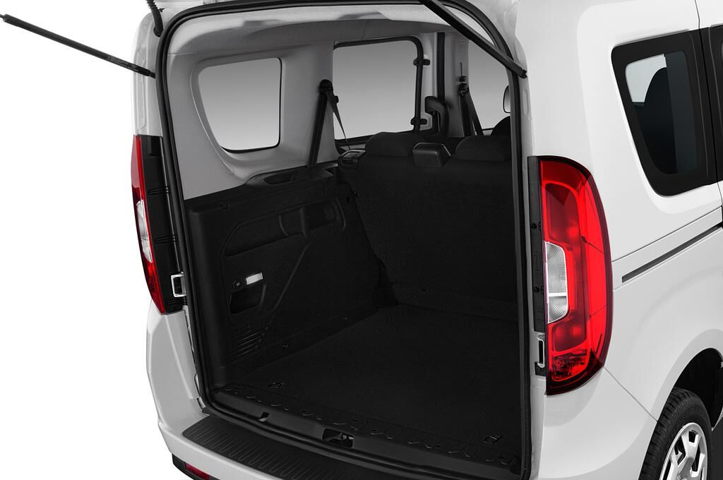 FIAT Doblo (Baujahr 2018) Lounge 5 Türen Kofferraum