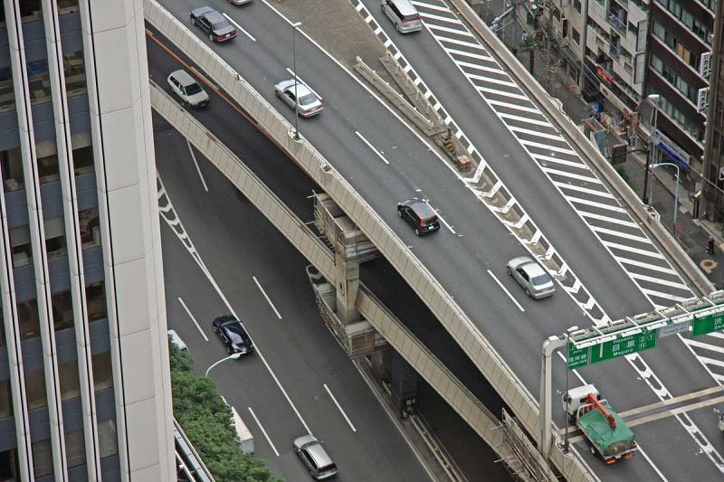 Dreistöckige Straßen sind in Tokio keine Seltenheit.