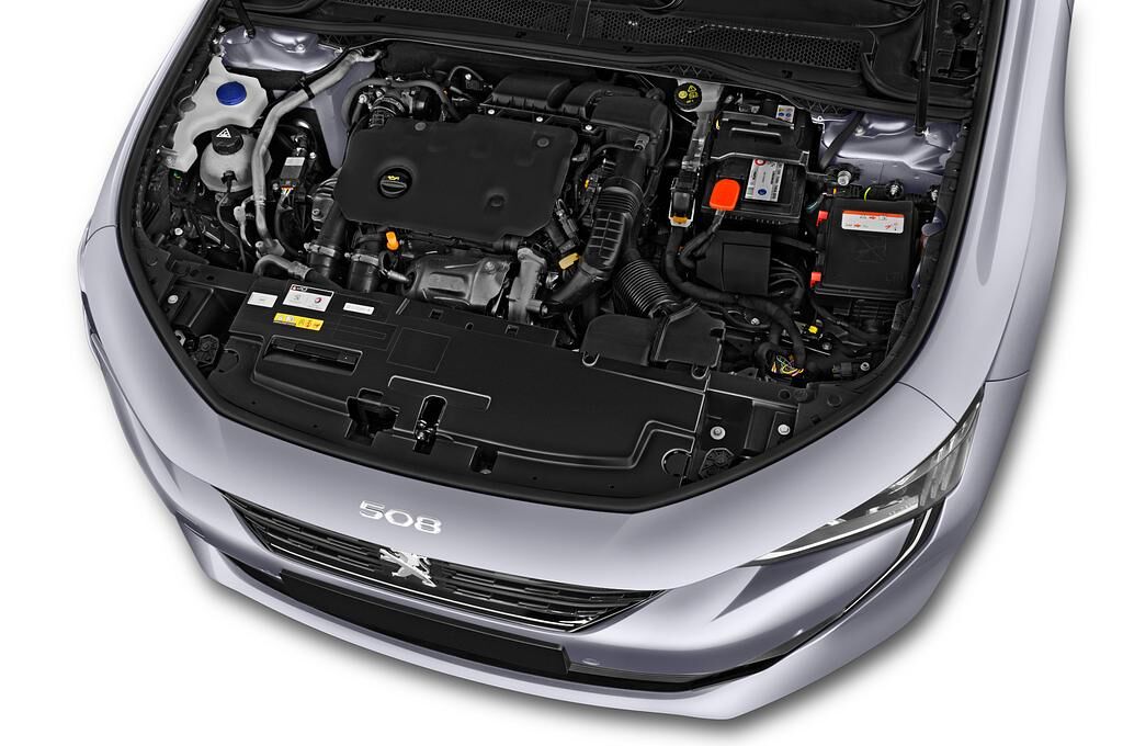 Peugeot 508 (Baujahr 2018) Allure 5 Türen Motor