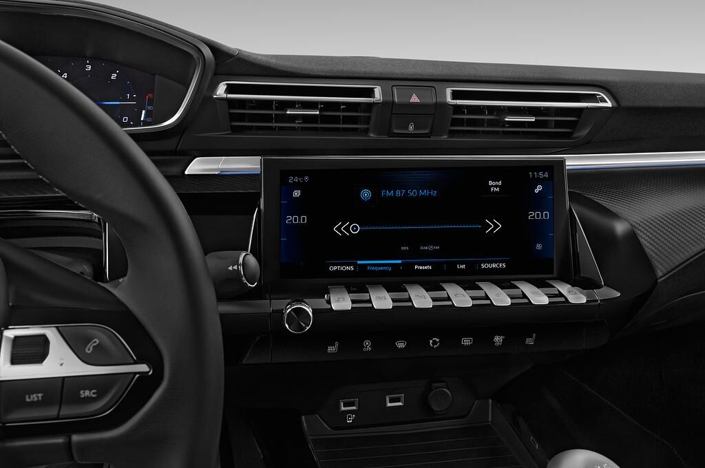 Peugeot 508 (Baujahr 2018) Allure 5 Türen Radio und Infotainmentsystem