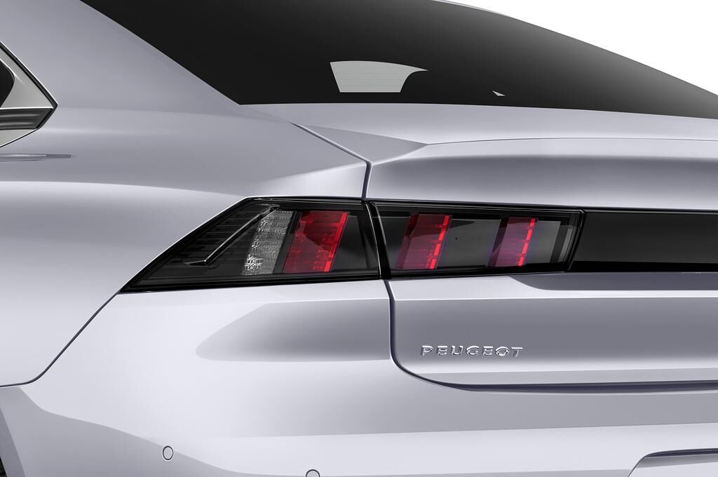 Peugeot 508 (Baujahr 2018) Allure 5 Türen Rücklicht