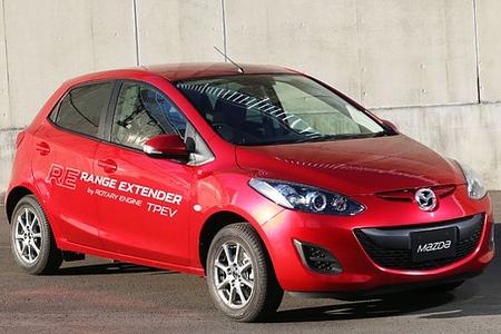 Mazda beweist (Wankel-) Mut beim 2 EV Mazda beweist (Wankel-) Mut beim 2 EV