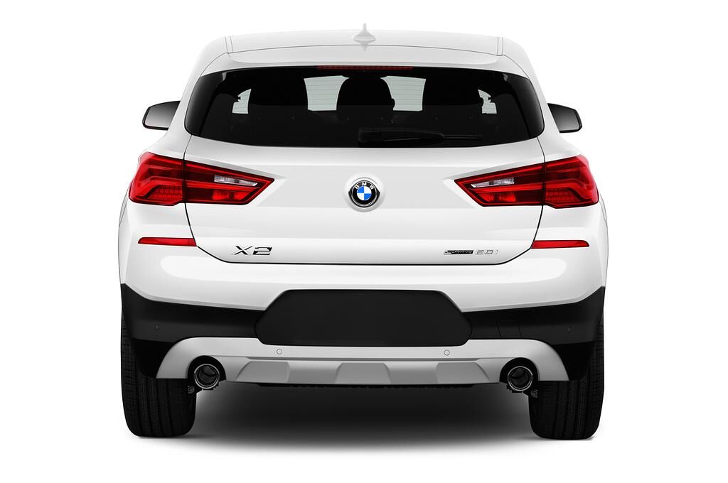 BMW X2 (Baujahr 2018) Advantage Plus 5 Türen Heckansicht