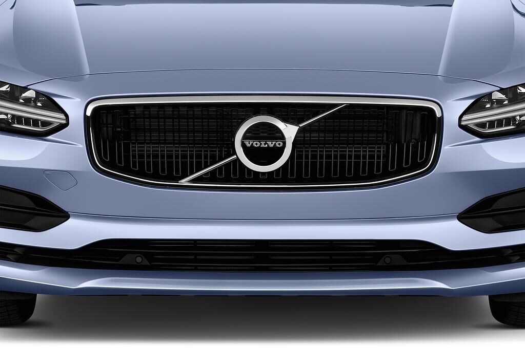 Volvo V90 (Baujahr 2019) Momentum 5 Türen Kühlergrill und Scheinwerfer