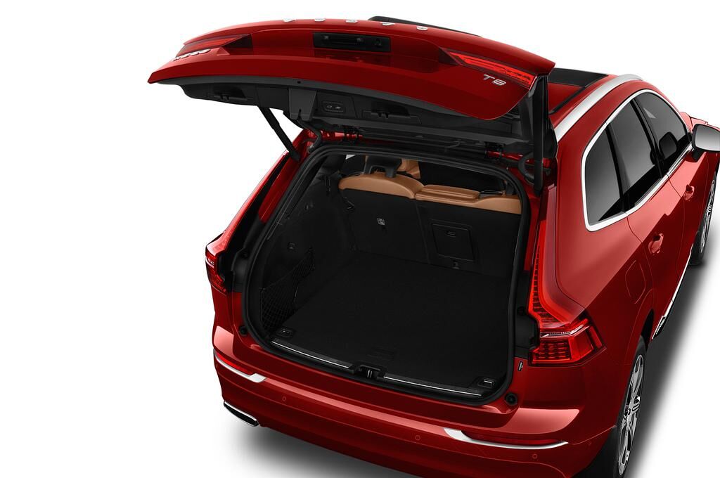 Volvo XC60 Plug-in Hybrid (Baujahr 2018) Inscription 5 Türen Kofferraum