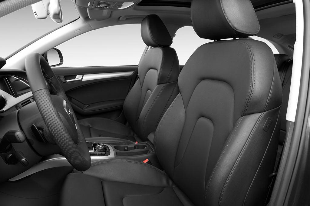 Audi A4 (Baujahr 2010) Avant 5 Türen Vordersitze