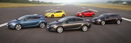 Opel Astra Modelljahr 2013