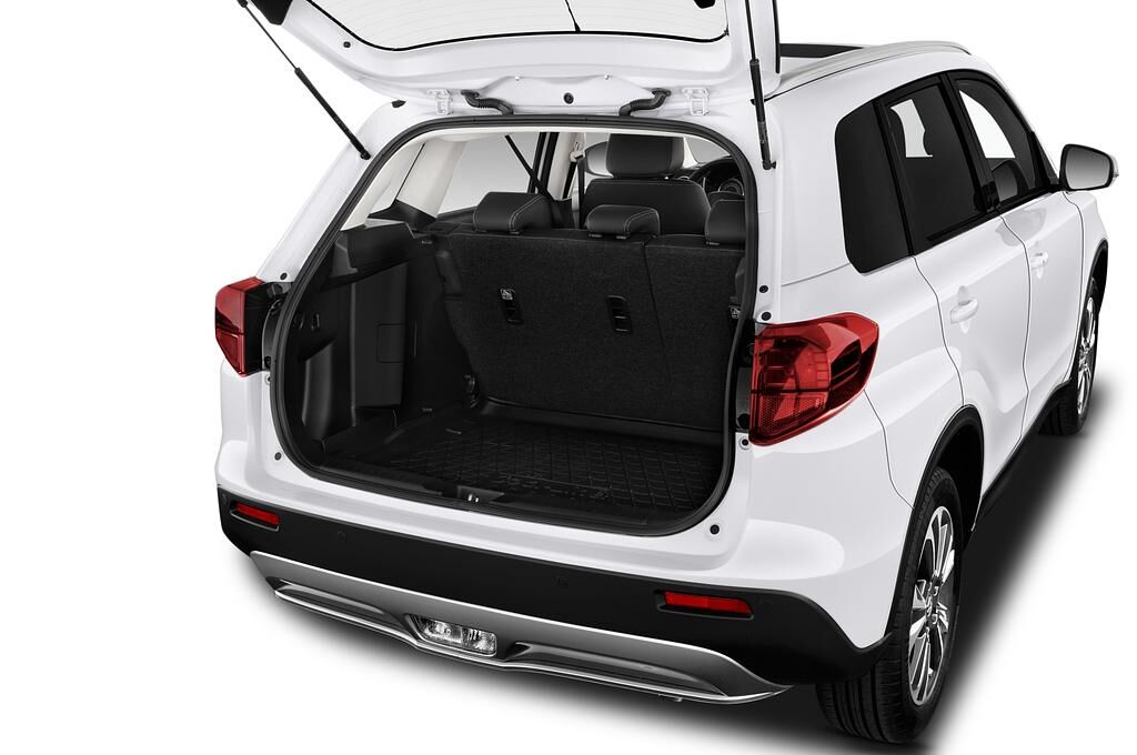 Suzuki Vitara (Baujahr 2019) Comfort+ 5 Türen Kofferraum