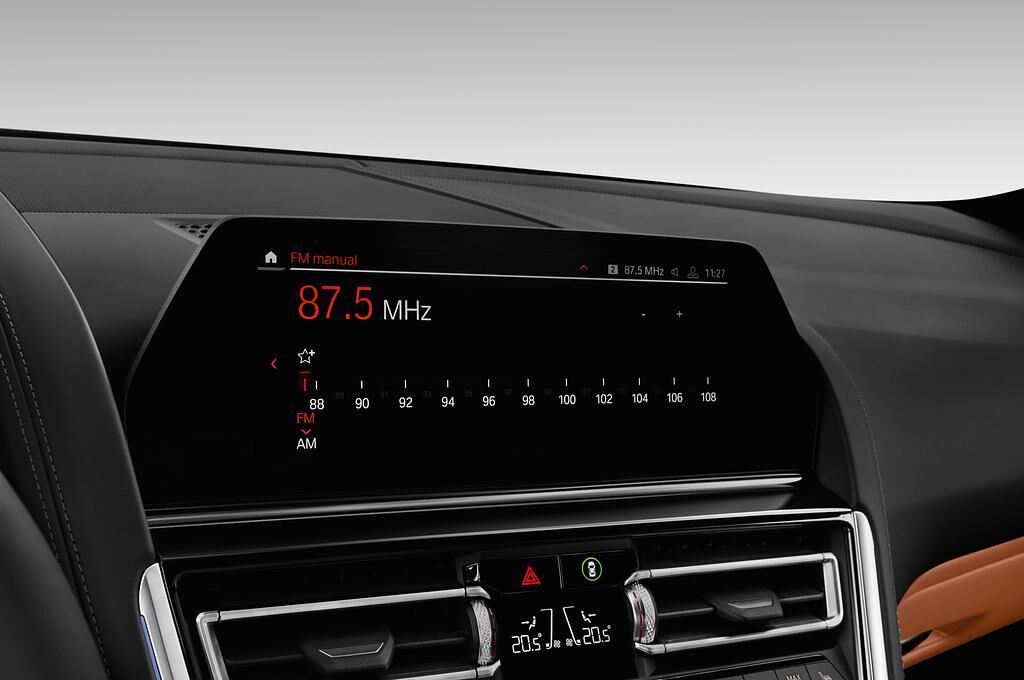BMW 8 Series (Baujahr 2019) M Sport 2 Türen Radio und Infotainmentsystem