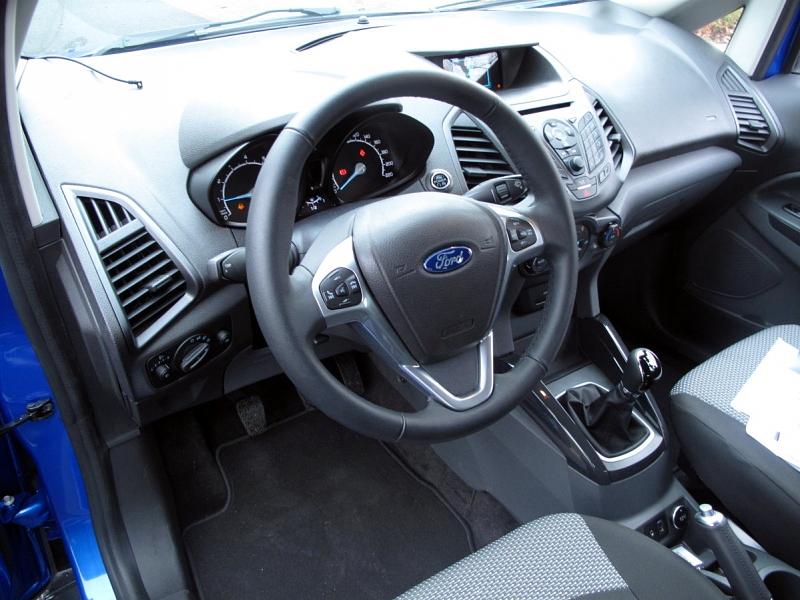 Die Verarbeitungsqualität des Cockpits überzeugt nicht