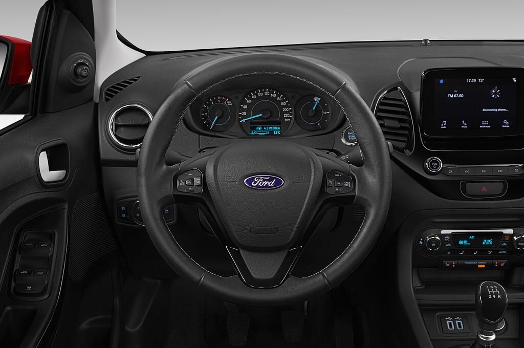 Ford Ka+ (Baujahr 2019) Cool & Connect 5 Türen Lenkrad