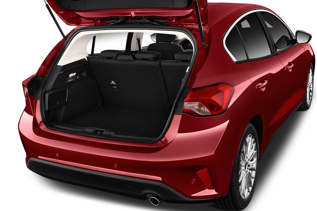 Ford Focus (Baujahr 2018) Titanium 5 Türen Kofferraum