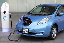 Nissan Leaf  in Frankreich auch für Freizeit-Kapitäne