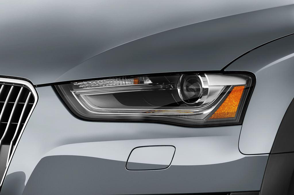 Audi A4 Allroad Quattro (Baujahr 2013) - 5 Türen Scheinwerfer