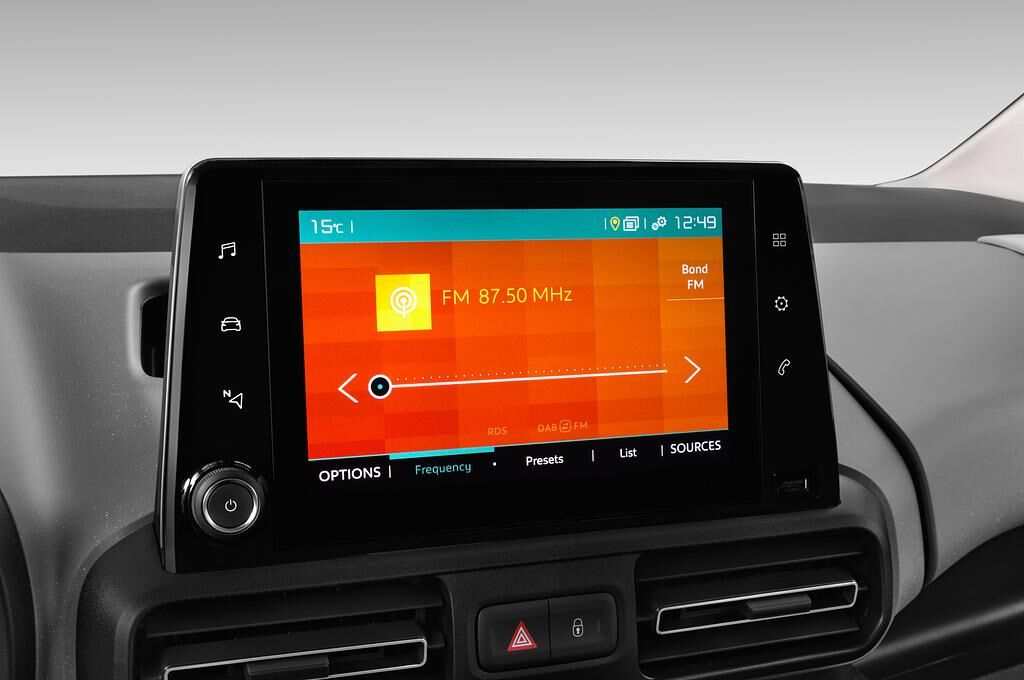 Citroen Berlingo (Baujahr 2019) Feel 5 Türen Radio und Infotainmentsystem