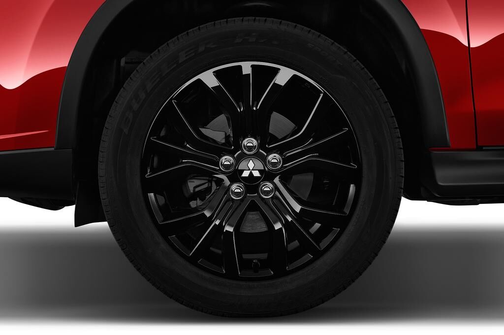 Mitsubishi ASX (Baujahr 2019) Diamant Edition+ 5 Türen Reifen und Felge