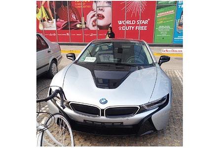 Der BMW i8 auf Erprobungsfahrt in China