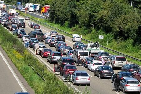 ADAC Staubilanz 2013: 830 000 Kilometer Stillstand in einem Jahr ADAC Staubilanz 2013: 830 000 Kilometer Stillstand in einem Jahr