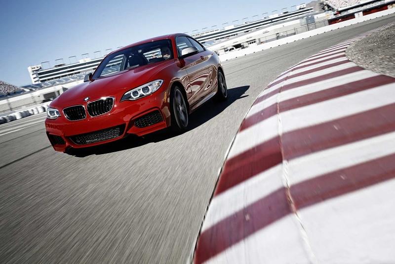 Das BMW M235i Coupe kommt ab März auf die Straße.