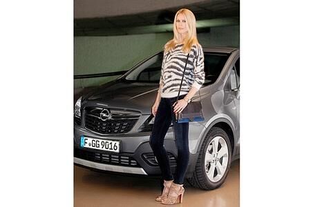 Claudia Schiffer wird europäische Opel-Markenbotschafterin