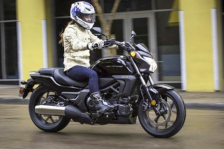 Neue Honda CTX 700N mit Doppelkupplung