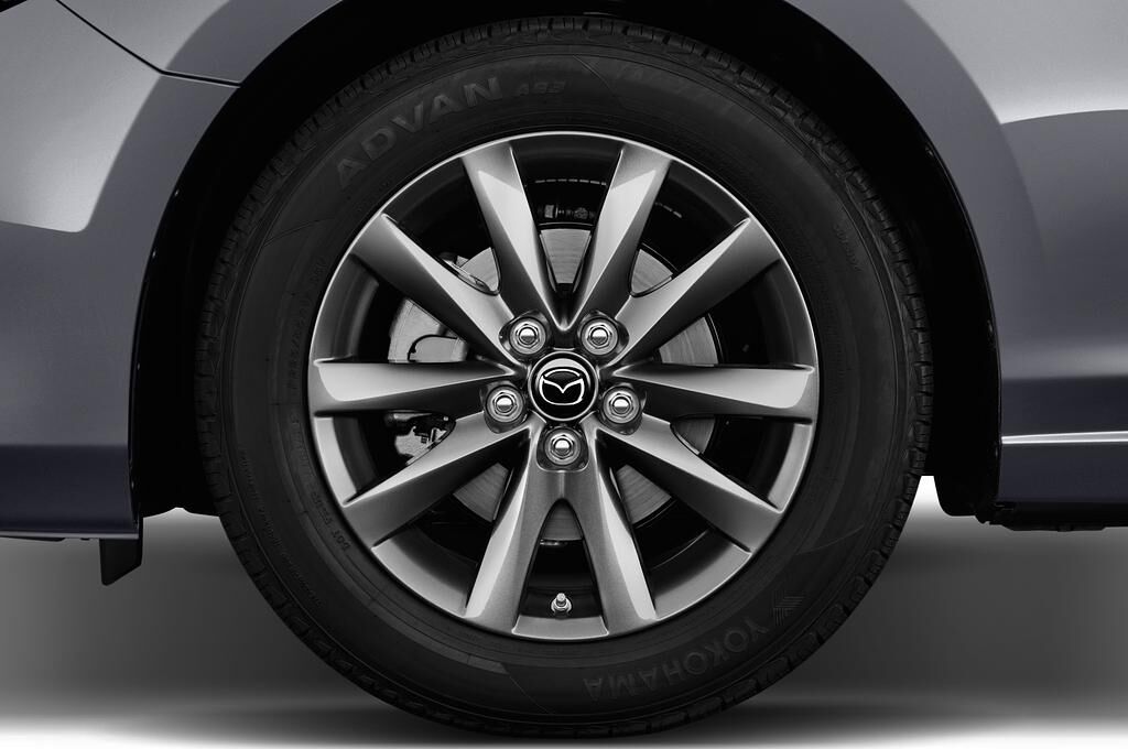 Mazda Mazda6 (Baujahr 2018) Prime-Line 4 Türen Reifen und Felge