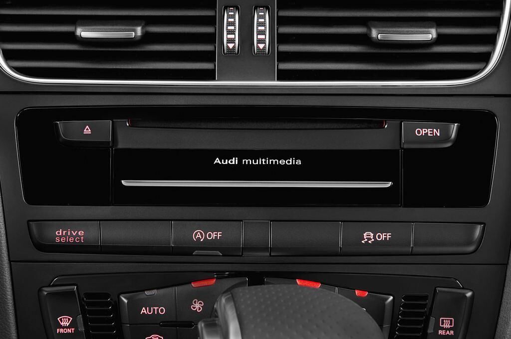Audi A5 (Baujahr 2012) S line 2 Türen Radio und Infotainmentsystem