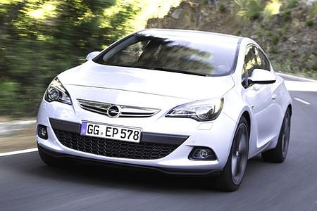 Dampfhammer: Opel Astra GTC mit starkem 200 PS Turbo