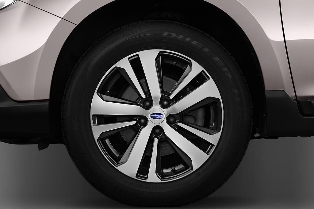 Subaru Outback (Baujahr 2019) Comfort 5 Türen Reifen und Felge
