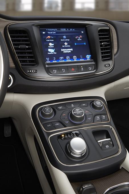 Chrysler 200 C / 200 S - Weltpremiere auf der NAIAS 2014