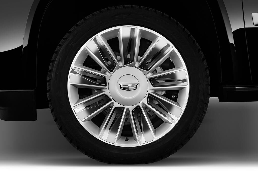 Cadillac Escalade (Baujahr 2019) Platinum 5 Türen Reifen und Felge