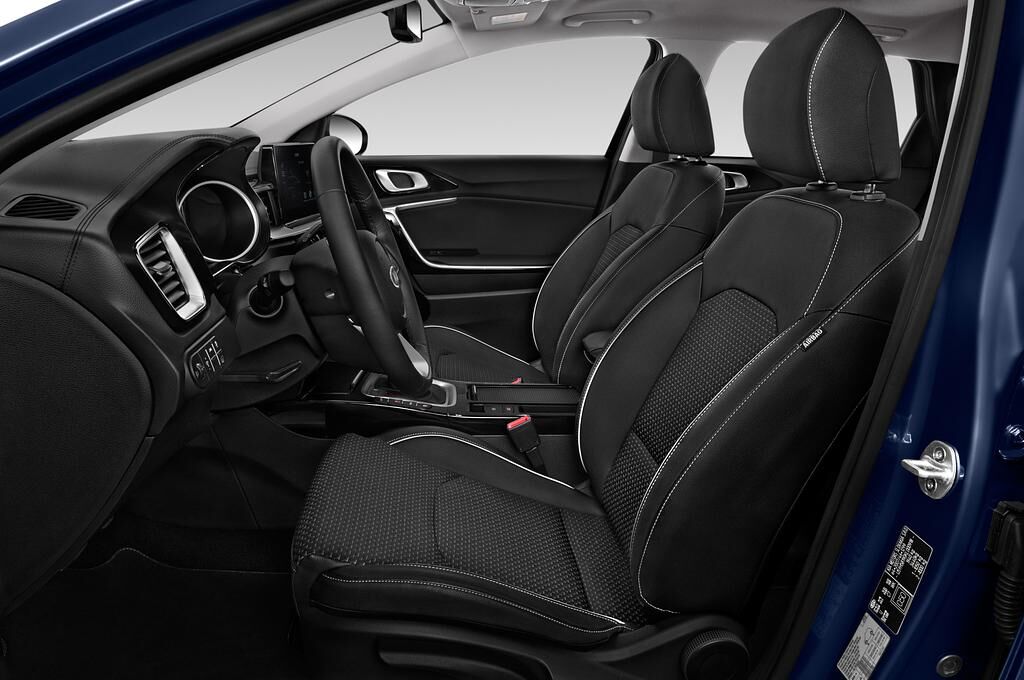 KIA Ceed SW (Baujahr 2019) Vision 5 Türen Vordersitze