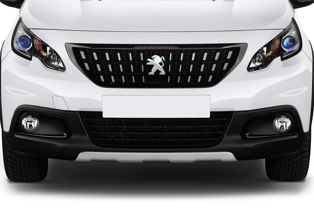 Peugeot 2008 (Baujahr 2019) GT Line 5 Türen Kühlergrill und Scheinwerfer