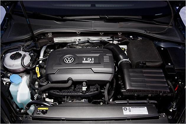 Den 2.0 TSI aus dem Golf GTI hat VW mit einem anderen Zylinderkopf, einem größeren Turbolader und dergleichen mehr auf 300 PS gebracht