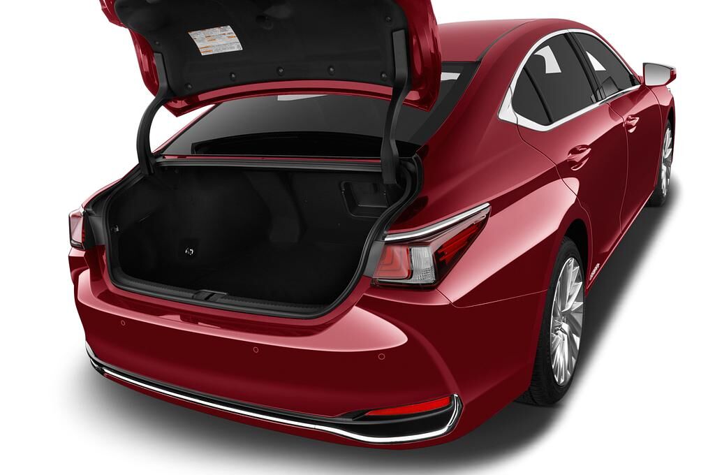 Lexus ES (Baujahr 2019) Luxury Line 4 Türen Kofferraum