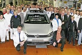 Der erste Golf Sportsvan rollte in Wolfsburg vom Band
