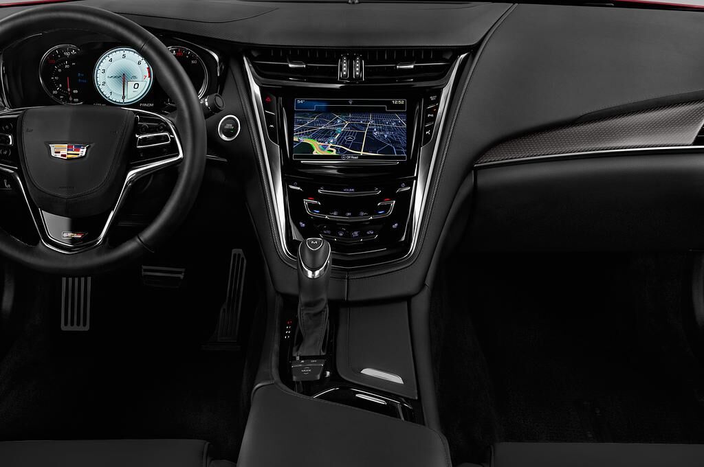 Cadillac CTS V (Baujahr 2019) Final Edition 4 Türen Mittelkonsole