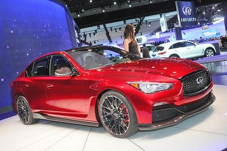 Detroit Motor Show 2014: Infiniti macht mit Eau Rouge Concept Anleihen beim Motorsport