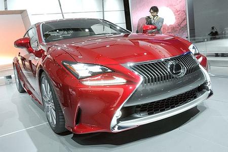 Detroit Motor Show 2014: Lexus präsentiert die F Version seines Sportcoupés RC