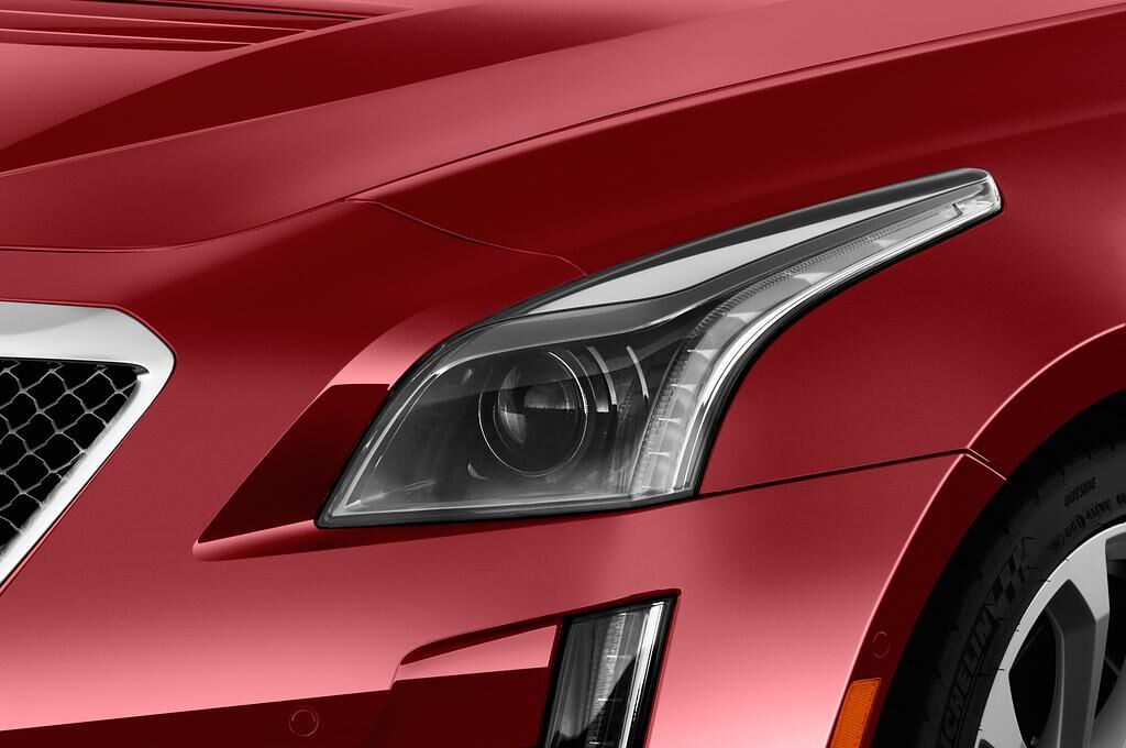 Cadillac CTS V (Baujahr 2019) Final Edition 4 Türen Scheinwerfer