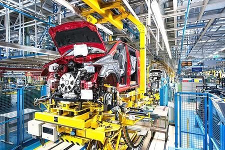 Daimler investiert rund 190 Millionen Euro in spanisches Transporterwerk Vitoria