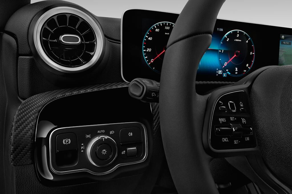 Mercedes A Class (Baujahr 2018) Progressive 5 Türen Lüftung