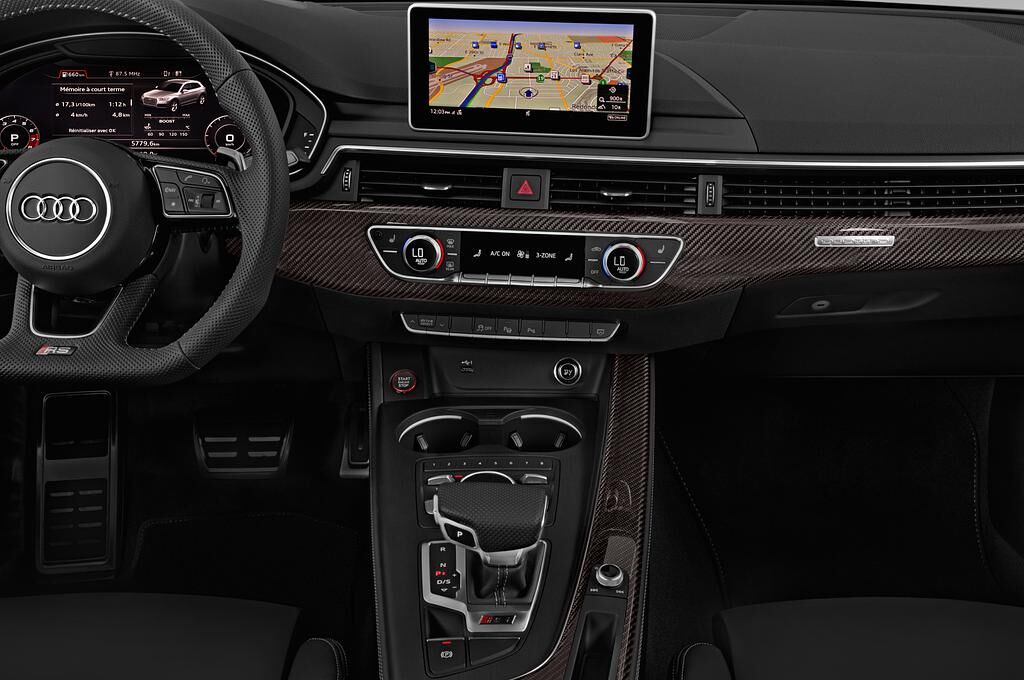 Audi RS 5 Sportback (Baujahr 2019) - 5 Türen Mittelkonsole