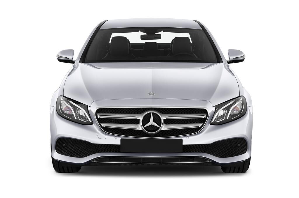 Mercedes E Class (Baujahr 2018) - 4 Türen Frontansicht