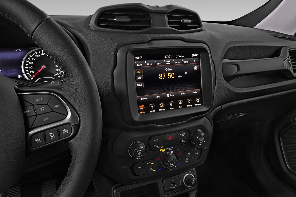 Jeep Renegade (Baujahr 2018) Limited 5 Türen Radio und Infotainmentsystem