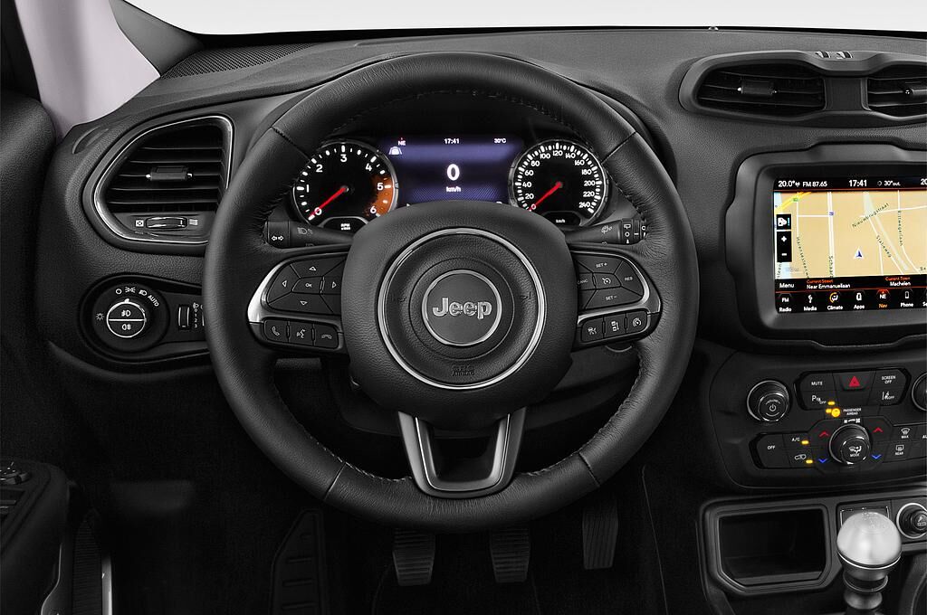 Jeep Renegade (Baujahr 2018) Limited 5 Türen Lenkrad