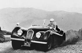 Jaguar XK 120 - Sprunggewaltig