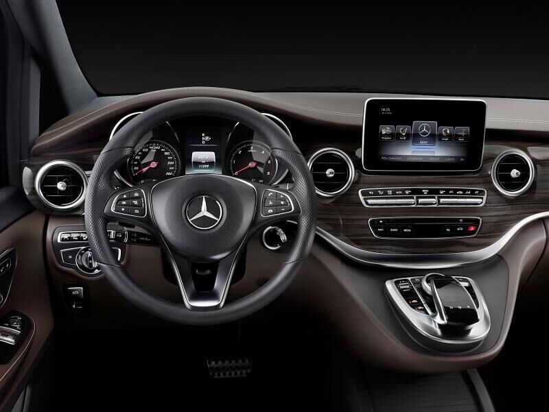 Das Cockpit ähnelt dem der A- und B-Klasse